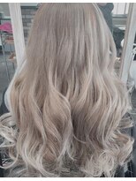 ポプラの木&nbsp;ホワイトベージュ