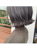 ぱつっと切りっぱなしボブ