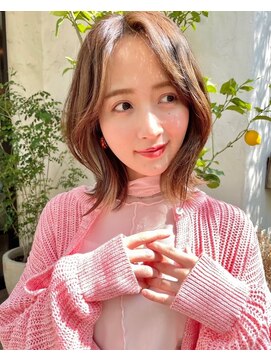 ベル 銀座並木通り店(Belle) おとな可愛い!ひし形ソフトウルフ×くびれミディ×グレージュ