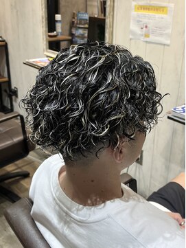 ブラッシュ アップ(Brush Up) スパイラルパーマ×ハイライト