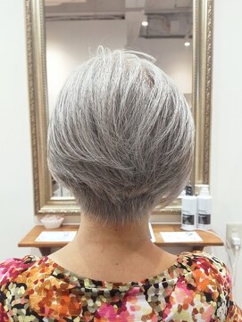 ヘアー グリーン(hair green) 40代50代60代/大人ショート/ショートボブ/グレイヘア