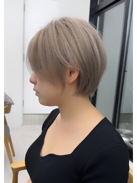 ビューナゴヤ 名駅(VIEW NAGOYA) 似合わせカット/ショートボブ/小顔ヘア/メルティカラー/くせ毛