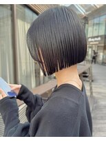 ミィ 表参道(mee.)&nbsp;似合わせカット ボブヘア 縮毛矯正 ミニボブ 切りっぱなしボブ