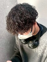 ワンズナゴヤ 名古屋栄店(ONE's NAGOYA)&nbsp;スペインカールスパイキーショートブルーブラックフェザーパーマ