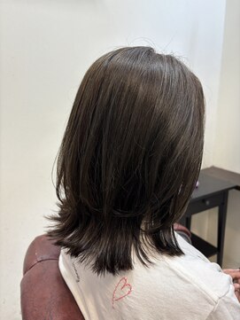 ミーテ(mi:te) 赤み消しカラー