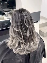 シエラ 心斎橋(CIERA.)&nbsp;ハイライトカラーショートヘアミルクティーベージュレイヤー