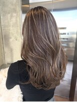 ルーフ 町田店(LUFE)&nbsp;ベージュ系細めハイライトカラー