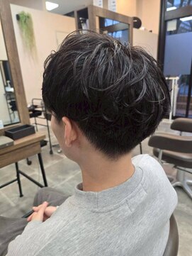 バセット バイ アルター 鎌取店(basset by aL-ter) MEN’S/リバースセンターパート/ニュアンスパーマ/鎌取