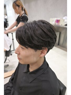 ビブ(VIV) コンパクトセンターパート×ニュアンスパーマ