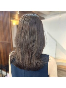 ハーツ 青山表参道店(Heart's) 白髪ぼかし脱白髪染め似合わせレイヤーカット40代50代60代