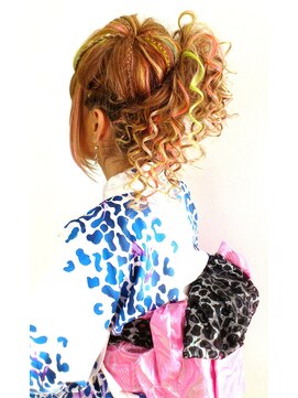 ラチャウ(La.Ciau) カラフル☆ハイビスカス