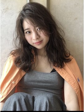 シャンス(CHANCE) 抜け感ウェーブミディアム