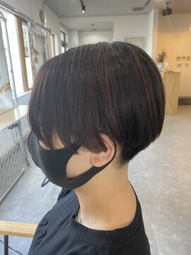 フゥ 宇都宮(FeU) 刈り上げショート