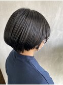 大人可愛い20代30代40代黒髪前下がりショートボブ丸みショート◎