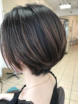 あさひ マッシュショートボブ