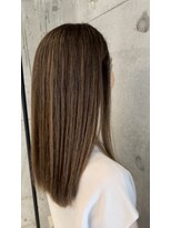 プラスシー(+C)&nbsp;白髪も隠せるハイライトカラー/薬院ハイライト