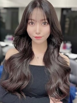 ヴィズバイエリーツ(vizz by elyts) 黒髪ロング/くびれ巻き/レイヤーカット/韓国/北谷/エクステ