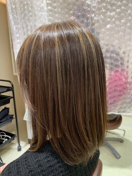 アズール 草加(azule) ナチュラルハイライト　白髪ぼかし