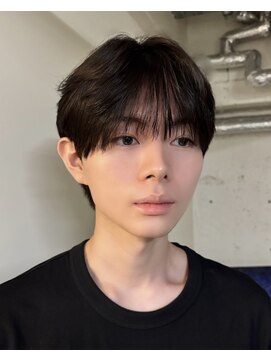 ノラ シブヤ(NORA) シースルーマッシュメンズヘア刈り上げなしダウンパーマ