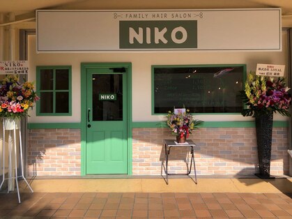 ニコ(NIKO)の写真