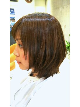 アコロ(acro) ナチュラルボブ