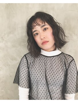 ヘルベチカ・ヘア(Helvetica hair) [helvetica hair]エアリーウェーブ×抜け感ミディ＊島村知世