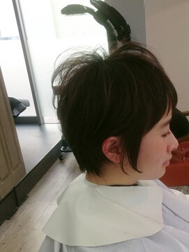 カーム(Calm) ショートボブレイヤー