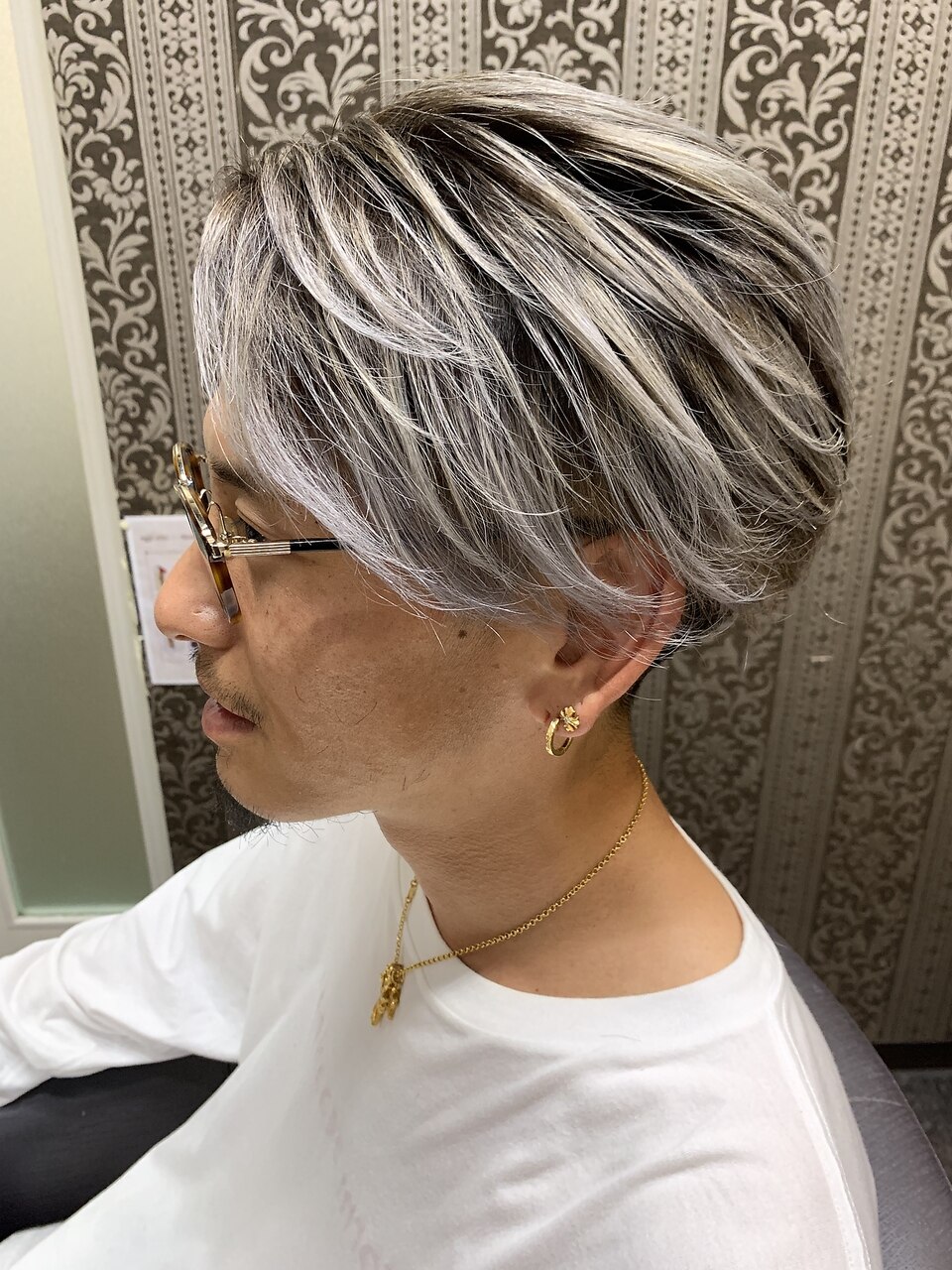 グラデーションシルバーミンク　ショートジレ カラー#美容室#ハイライト#グラデーション#バレイヤージュ