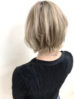 エヌプラス(N+)&nbsp;ボブウルフ　グレージュカラー