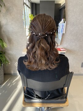 フレームセントラル(FRAME central) 《FRAMEcentral》ハーフアップ