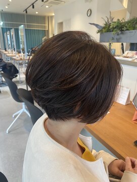 ヘアーエスクールエミュ(hair S. COEUR emu) ひし形ショート