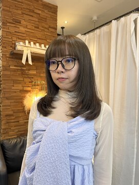 スイート ヘアデザイン(Suite HAIR DESIGN) オリーブカラー レイヤー ナチュラルスタイル