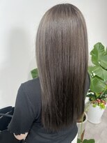 モア(more)&nbsp;グレージュ