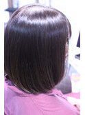 髪のダメージがない白髪染めカラーグレスボブ