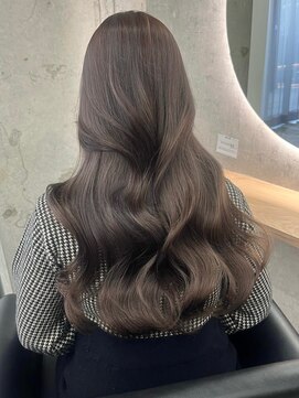 ティント 梅田(Tint) 【Yui】艶髪/ラベンダーグレージュ(大阪梅田)