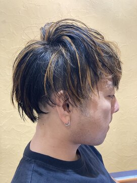 オッジ ヘアー ジャッロ(Oggi Hair giallo) ハイライト9月