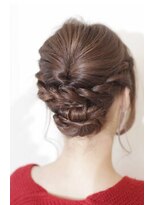 リーフ 新松戸(LeaF)&nbsp;くるりんぱと簡単編み込みアレンジでゆるふわアップ☆