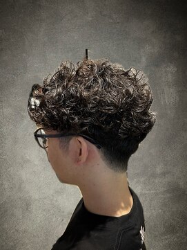 メンズカット/パーマ/ニュアンス/フェザー/フェード/20代/30代