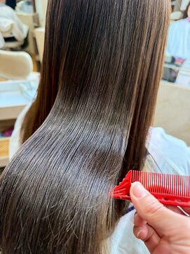 イーストハムヘッドショップ(EAST HAM head shop) 艶髪/髪質改善/ロング/ストレート/縮毛矯正/ブラウンベージュ
