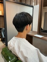 オールマンバーバーショップ 流山おおたかの森(Allman Barbershop)&nbsp;巻きツイストスパイラル/センターパート/流山おおたかの森