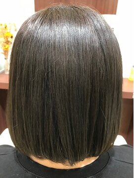 リプルヘアー ウエスト(ripple hair west) アッシュストレートボブ
