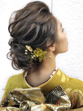 ゲッカビジン(GEKKABIJIN) 着物似合うエレガントルーズアップ《ヘアセット着付GEKKABIJIN》