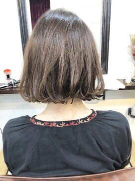 エトネ ヘアーサロン 仙台駅前(eTONe hair salon) 【30代にオススメ】前下がりの肩上ボブ