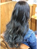 シルバーブルージュバレイヤージュ×スパイラルウェーブ