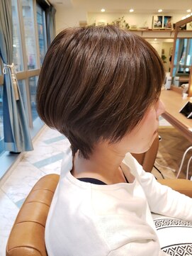 ロンドプロフィール 浦和(Lond profil) 浦和ショートヘアショートカット韓国白髪ぼかし白髪染めボブ