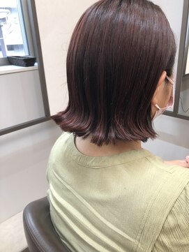 アプシー 三田駅前店(Apsee) 切りっぱなしボブワインレッドカラー