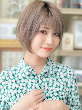 カバーヘア ブリス 川口(COVER HAIR bliss) 外国人風シルキーベージュ前下がりミニボブa川口20代30代40代