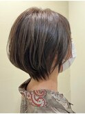 ショートボブ