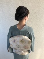 パリスパート2 訪問着 サイド 2列 大きな 編み込み シニヨン ヘアアレンジ