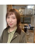 オン眉ボブ